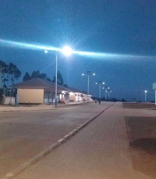 玉环市非洲科特迪瓦太阳能路灯工程